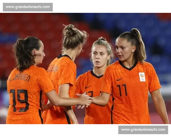 里昂vs罗马强强对话欧战焦点之夜谁能笑到最后引爆球迷热情期待